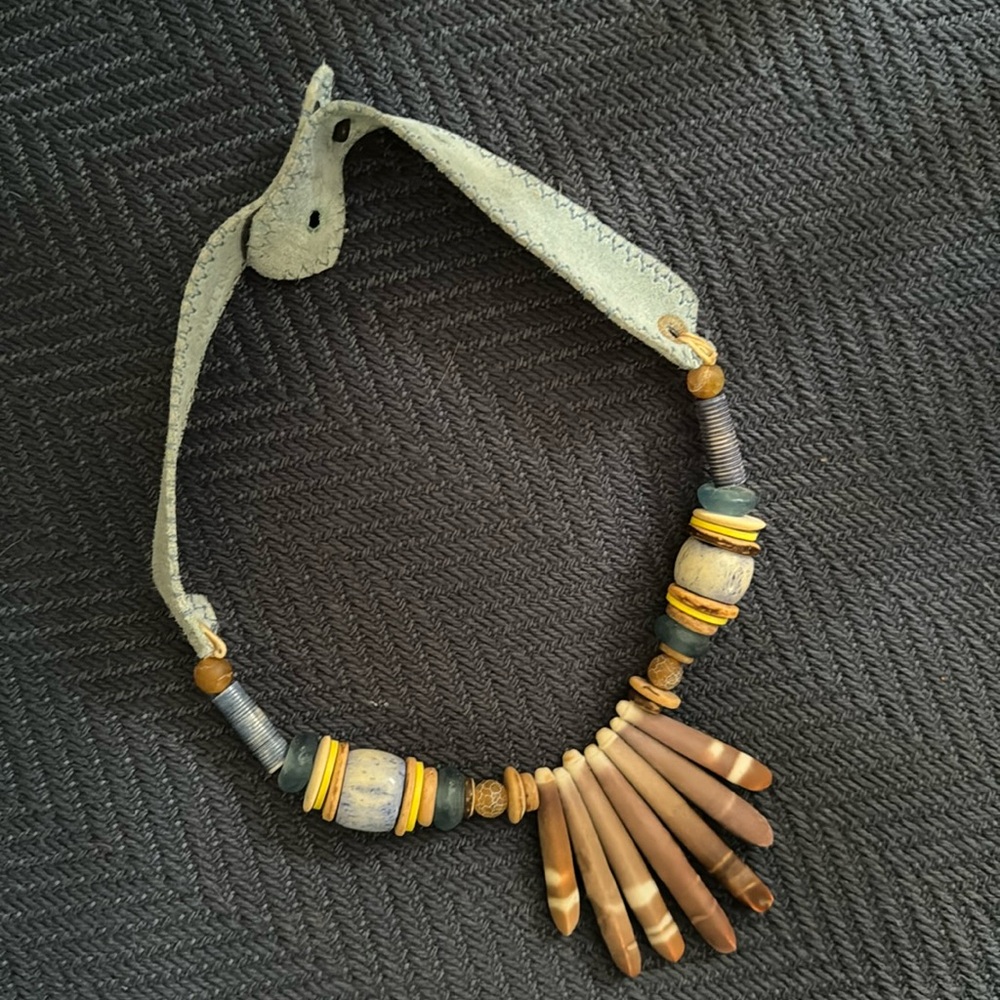 Twine & Twig blue beaded necklace